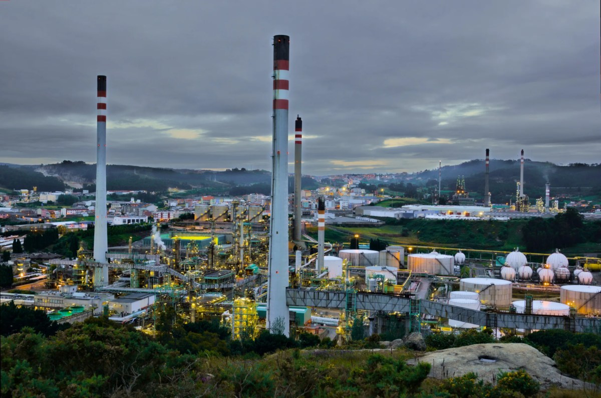As emisións industriais de CO2 subiron o 3% en&nbsp;2025